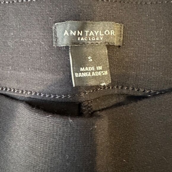 Ann Taylor Factory Black Pull On Knit Dress Pant S - Picture 3 of 4